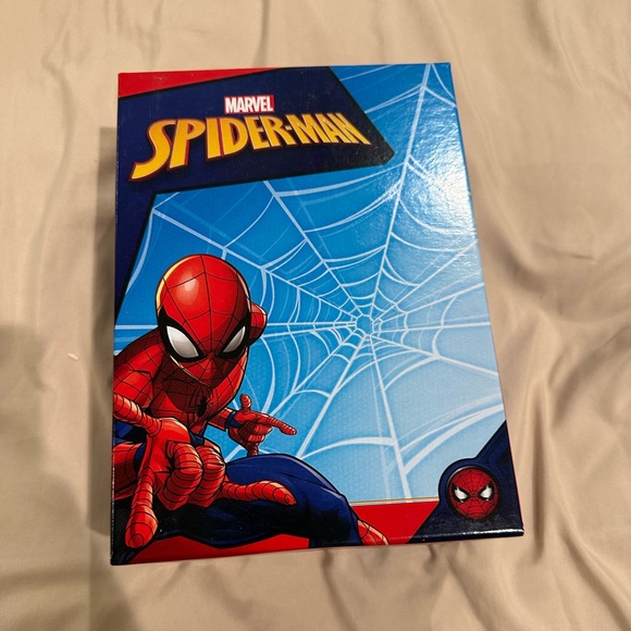 New in box Marvel Spiderman sneakers - Picture 2 of 4